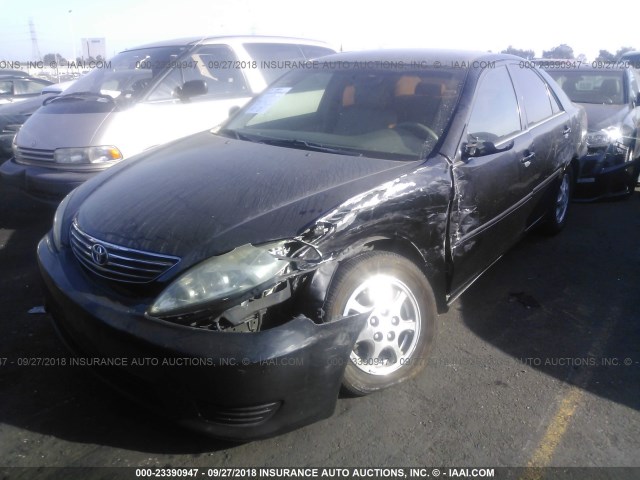 4T1BE32K05U389213 - 2005 TOYOTA CAMRY LE/XLE/SE Қара фото 2