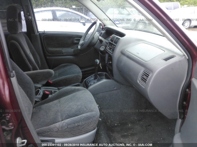 2CNBE634526931837 - 2002 CHEVROLET TRACKER LT MAROON photo 5