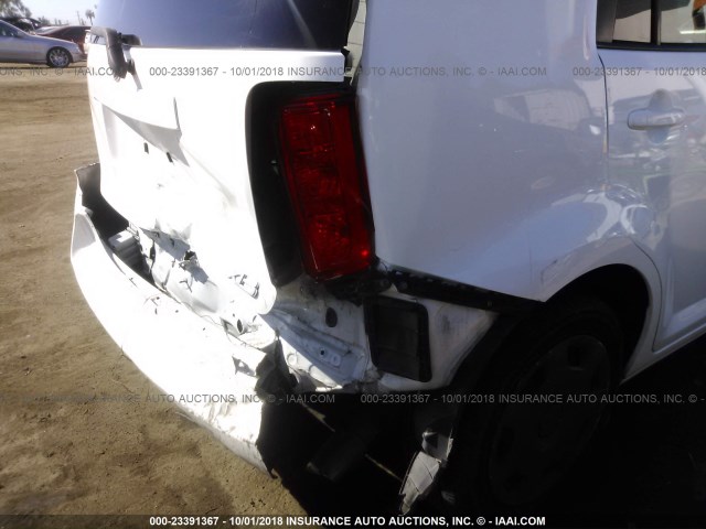JTLKE50E291092906 - 2009 TOYOTA SCION XB Blanco foto 6