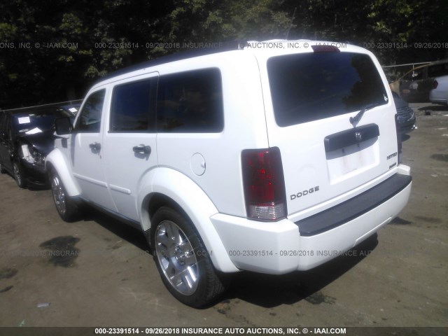 1D4PT4GK5BW589294 - 2011 DODGE NITRO HEAT WHITE photo 3