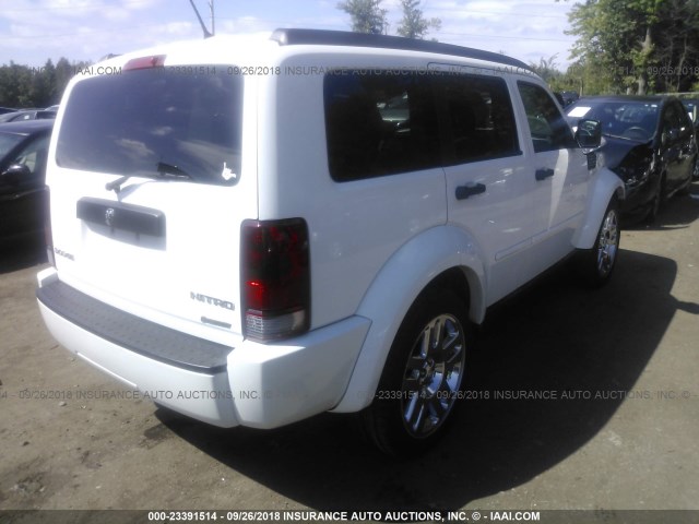 1D4PT4GK5BW589294 - 2011 DODGE NITRO HEAT WHITE photo 4