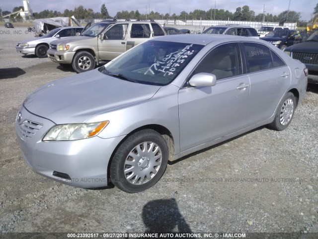 4T1BE46K67U707578 - 2007 TOYOTA CAMRY NEW GENERAT CE/LE/XLE/SE SILVER photo 2