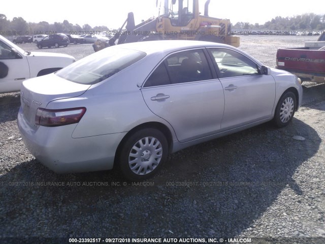 4T1BE46K67U707578 - 2007 TOYOTA CAMRY NEW GENERAT CE/LE/XLE/SE SILVER photo 4