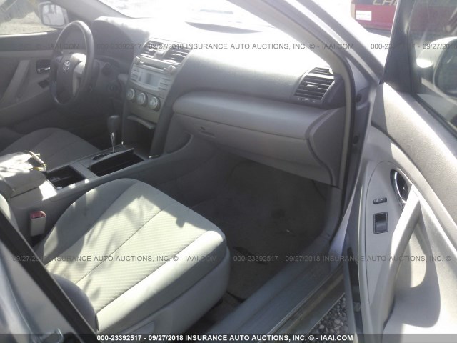4T1BE46K67U707578 - 2007 TOYOTA CAMRY NEW GENERAT CE/LE/XLE/SE SILVER photo 5