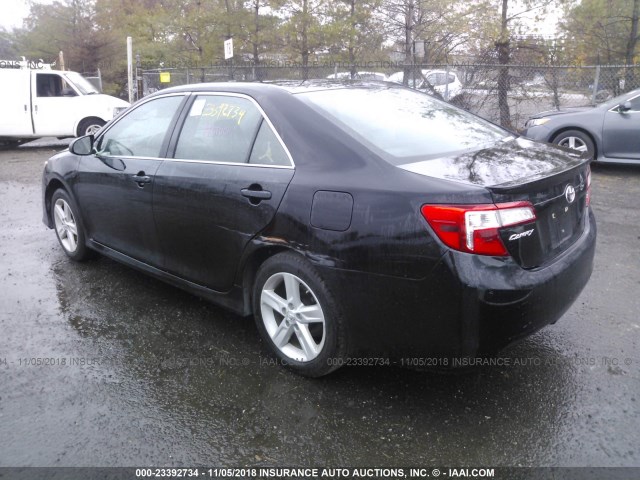 4T1BF1FK4EU419776 - 2014 TOYOTA CAMRY L/SE/LE/XLE 黑色 照片 3