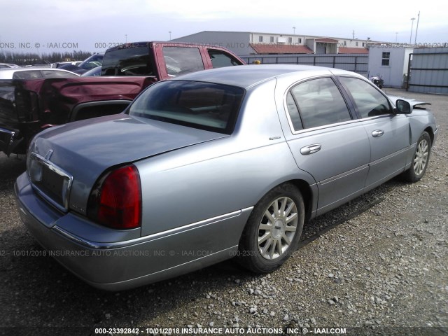 1LNHM81W46Y629971 - 2006 LINCOLN TOWN CAR SIGNATURE SILVER photo 4