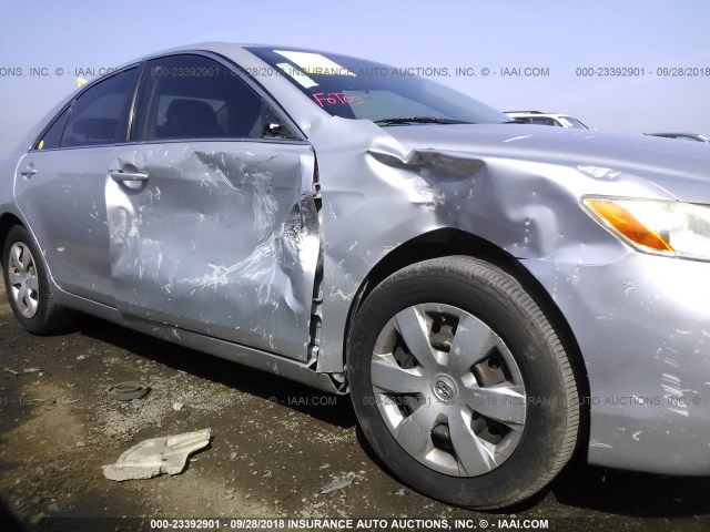 JTNBE46K593168699 - 2009 TOYOTA CAMRY SE/LE/XLE SILVER photo 6