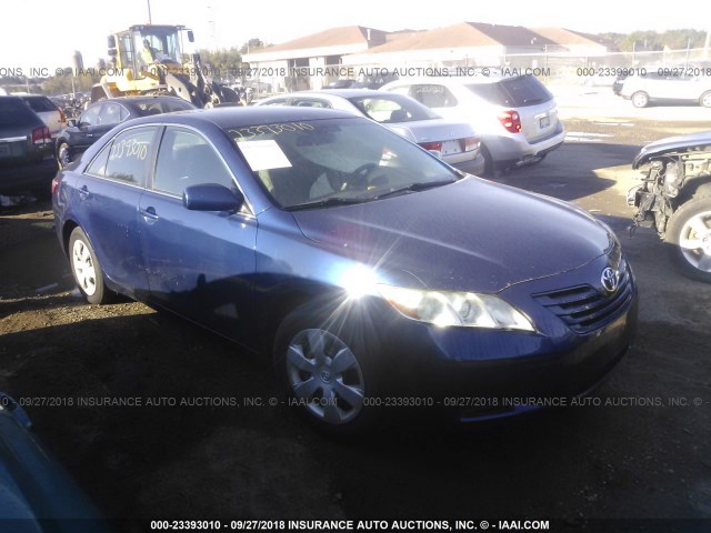 4T4BE46K07R010302 - 2007 TOYOTA CAMRY NEW GENERAT CE/LE/XLE/SE BLUE photo 1