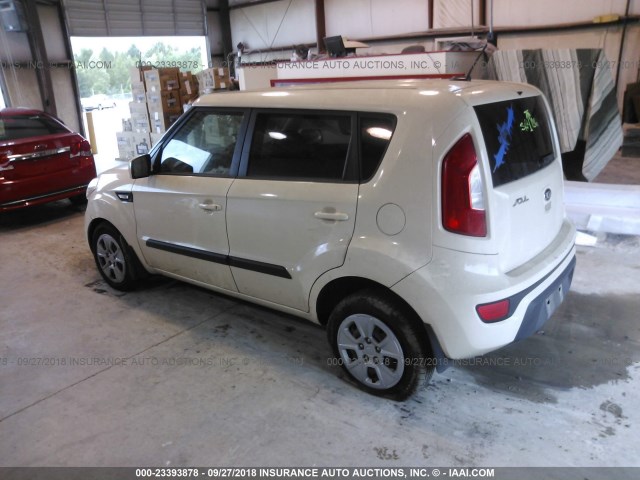 KNDJT2A54D7772628 - 2013 KIA SOUL CREAM photo 3