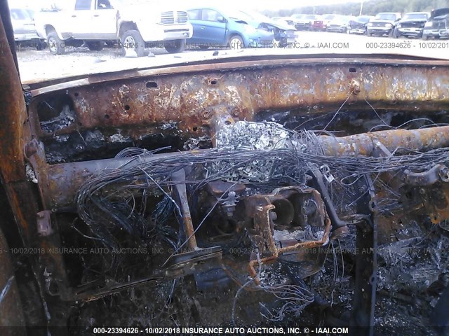 4T1BG22K1VU076014 - 1997 TOYOTA CAMRY CE/LE/XLE 银色 照片 7