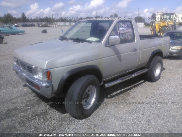 1N6SD11Y3TC364047 - 1996 NISSAN TRUCK XE SILVER photo 2