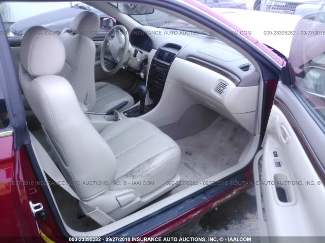 2T1CF28PX1C488860 - 2001 TOYOTA CAMRY SOLARA SE/SLE წითელი ფოტო 5