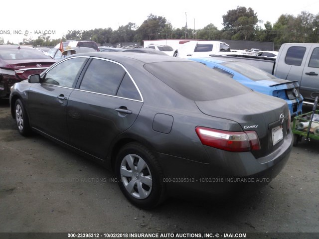 4T4BE46K38R022722 - 2008 TOYOTA CAMRY CE/LE/XLE/SE GRAY photo 3