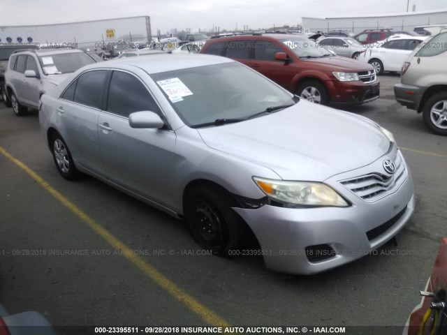 4T1BF3EK0AU038157 - 2010 TOYOTA CAMRY SE/LE/XLE 银色 照片 1