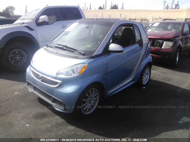 WMEEJ3BA2DK587811 - 2013 SMART FORTWO PURE/PASSION Light Blue photo 2