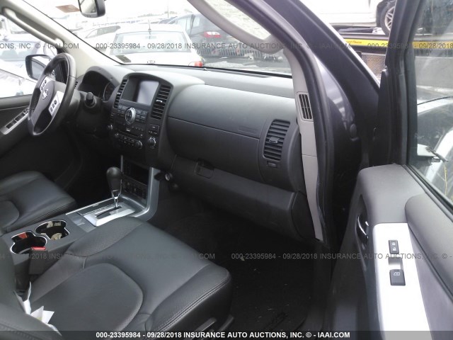 5N1AR1NB9CC629796 - 2012 NISSAN PATHFINDER S/LE/SE GRAY photo 5