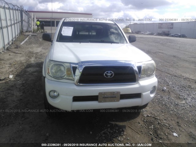 5TETU62N85Z033932 - 2005 TOYOTA TACOMA PRERUNNER ACCESS CAB WHITE photo 6