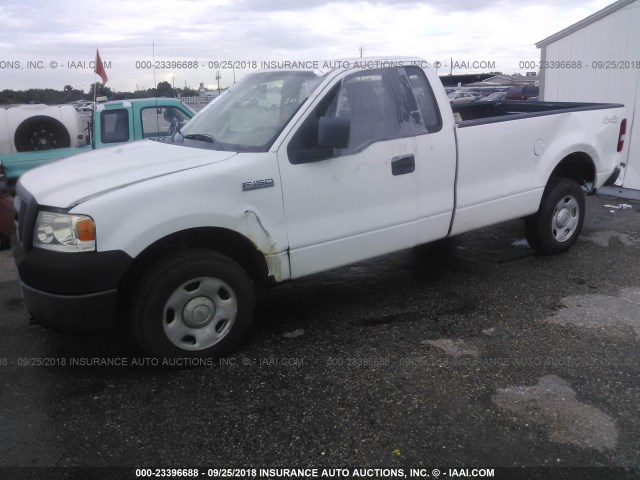 1FTRF14WX8KE70790 - 2008 FORD F150 WHITE photo 2