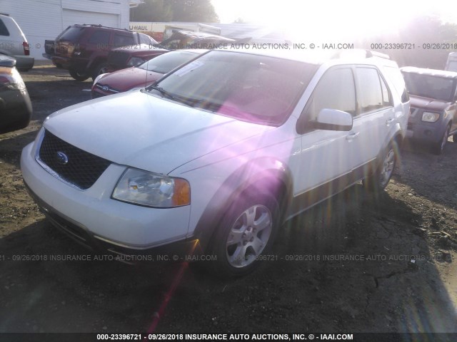 1FMDK02177GA24875 - 2007 FORD FREESTYLE SEL WHITE photo 2