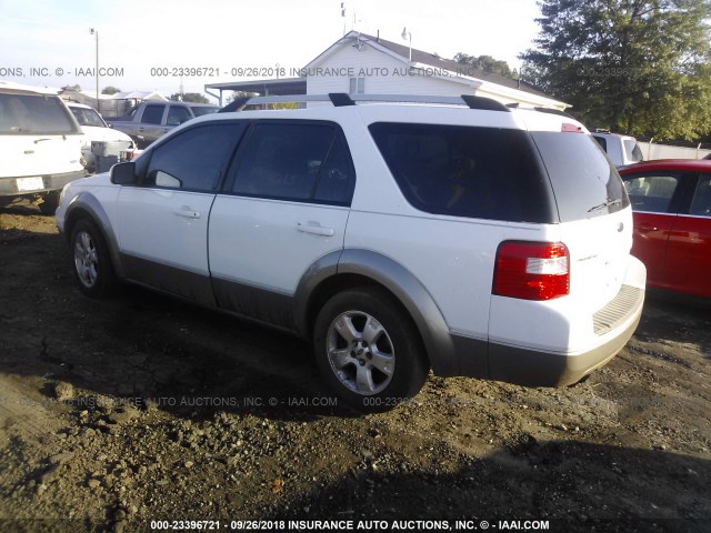 1FMDK02177GA24875 - 2007 FORD FREESTYLE SEL WHITE photo 3