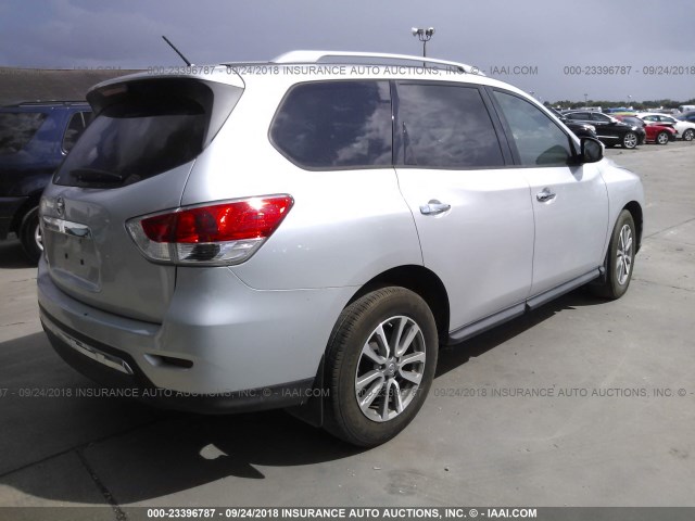 5N1AR2MN1FC708918 - 2015 NISSAN PATHFINDER S/SV/SL/PLATINUM SILVER photo 4