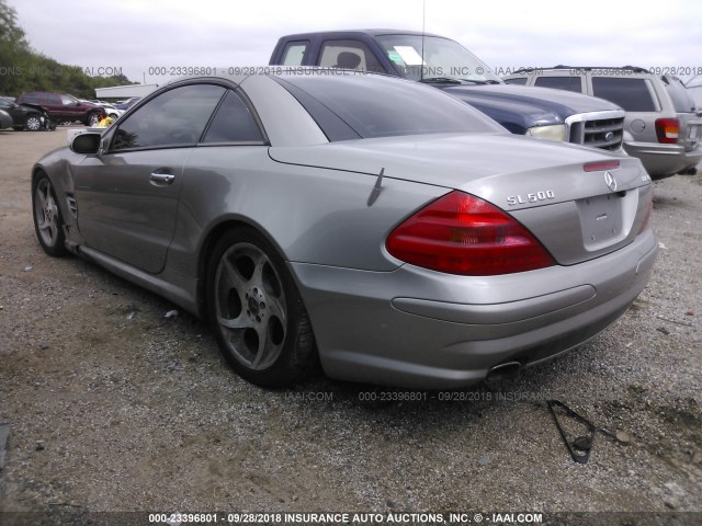 WDBSK75F24F073316 - 2004 MERCEDES-BENZ SL 500 SILVER photo 3