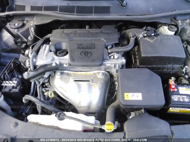 4T1BF1FK3CU154801 - 2012 TOYOTA CAMRY SE/LE/XLE ნაცრისფერი ფოტო 10