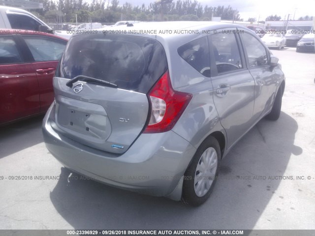 3N1CE2CP5FL387629 - 2015 NISSAN VERSA NOTE S/S PLUS/SV/SL/SR GRAY photo 4
