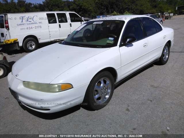 1G3WH52KXWF302187 - 1998 OLDSMOBILE INTRIGUE WHITE photo 2