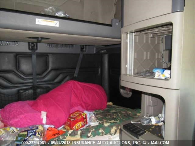 1FUJGLDR0BLAY1945 - 2011 FREIGHTLINER CASCADIA 125  Unknown photo 6