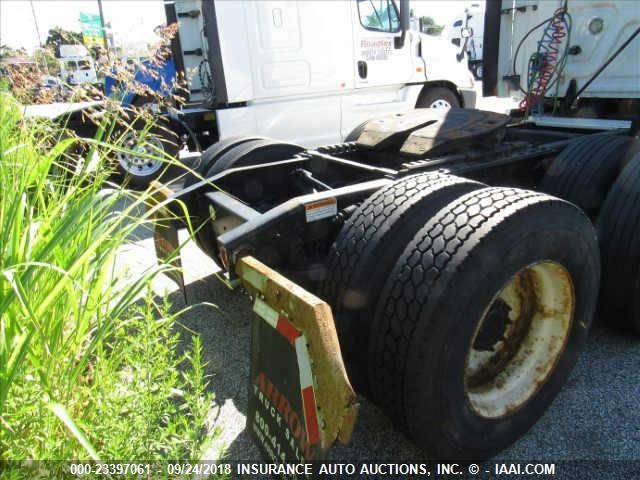 1FUJGLDR0BLAY1945 - 2011 FREIGHTLINER CASCADIA 125  Unknown photo 8