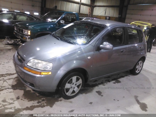 KL1TD66678B036100 - 2008 CHEVROLET AVEO LS GRAY photo 2