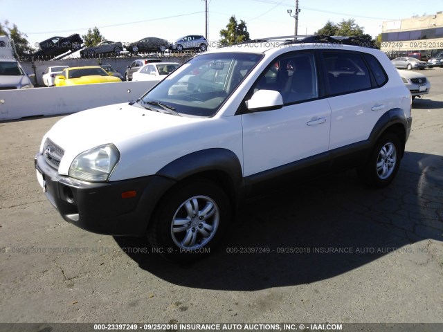 KM8JN12DX6U317275 - 2006 HYUNDAI TUCSON GLS/LIMITED WHITE photo 2