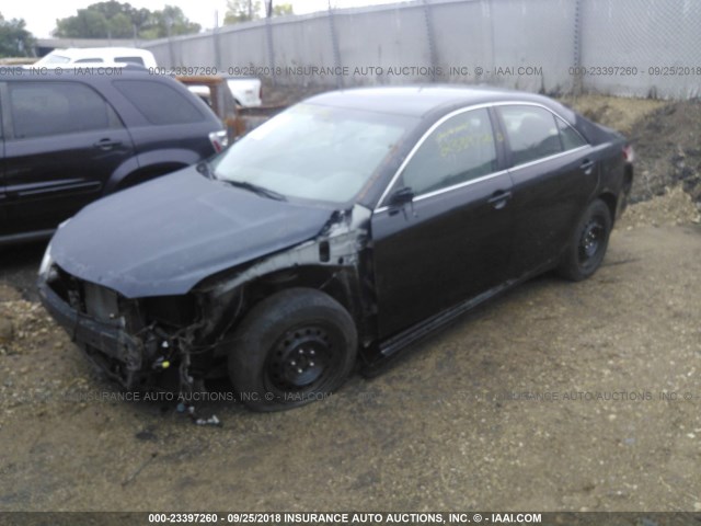 4T4BF3EK3BR143198 - 2011 TOYOTA CAMRY SE/LE/XLE 黑色 照片 2
