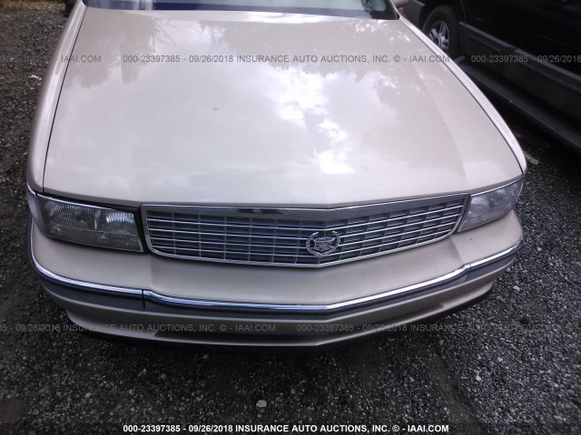 1G6KF52Y0RU249821 - 1994 CADILLAC DEVILLE CONCOURS TAN photo 6