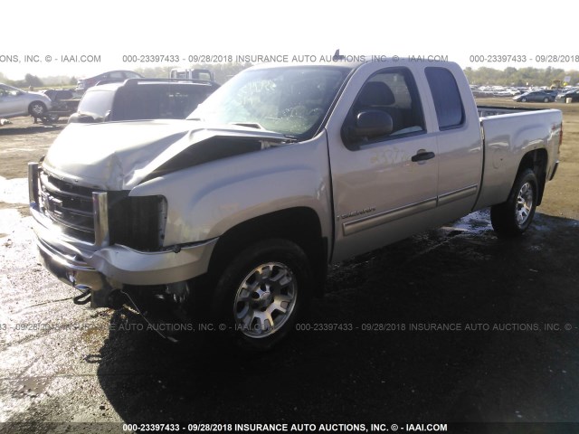 1GTEK19J28Z151835 - 2008 GMC SIERRA K1500 GRAY photo 2