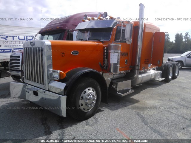 1XP5D49X97N673365 - 2007 PETERBILT 379 ORANGE photo 2