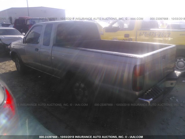 1N6DD26S3YC375446 - 2000 NISSAN FRONTIER KING CAB XE SILVER photo 3