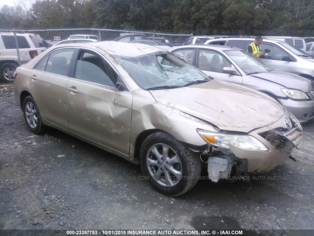 4T1BF3EK6BU177033 - 2011 TOYOTA CAMRY SE/LE/XLE 金色 照片 1