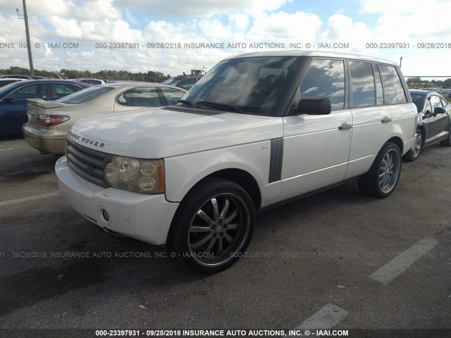 SALMF15447A248721 - 2007 LAND ROVER RANGE ROVER HSE WHITE photo 2