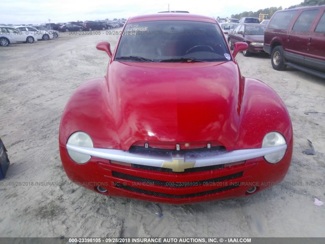 1GCES14P64B105617 - 2004 CHEVROLET SSR RED photo 6
