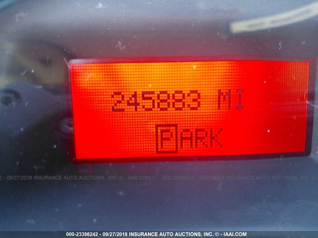 2G2WP522851186002 - 2005 PONTIAC GRAND PRIX Մոխրագույն լուսանկար 7