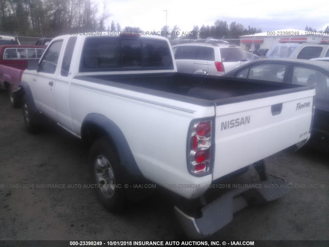 1N6ED26Y5XC311013 - 1999 NISSAN FRONTIER KING CAB XE/KING CAB SE WHITE photo 3