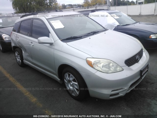 2T1KR32E04C198857 - 2004 TOYOTA COROLLA MATRIX XR SILVER photo 1