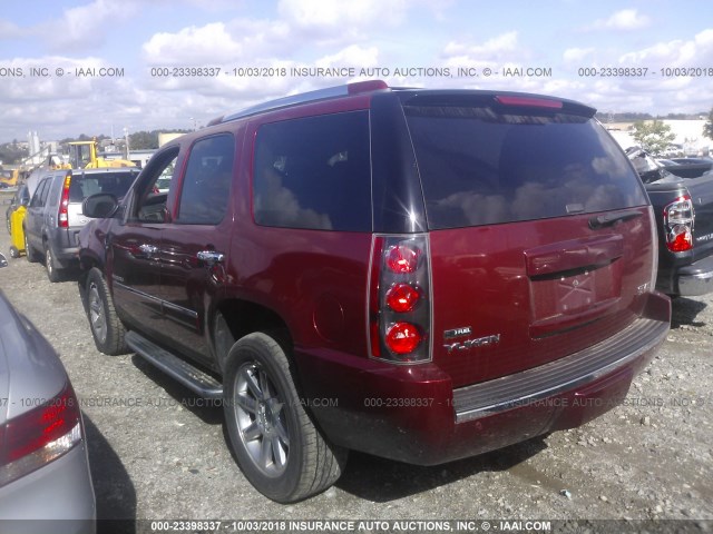 1GKFK03259R235637 - 2009 GMC YUKON DENALI RED photo 3