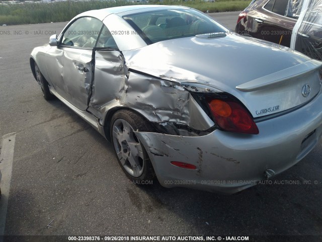 JTHFN48Y240059861 - 2004 LEXUS SC 430 SILVER photo 6