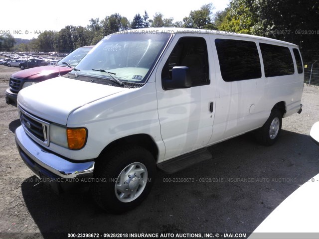 1FBSS31L94HA11135 - 2004 FORD ECONOLINE E350 SUPER DUTY WAGON WHITE photo 2