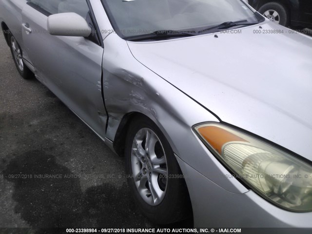 4T1CE38P05U511995 - 2005 TOYOTA CAMRY SOLARA SE/SLE Gümüş foto 6