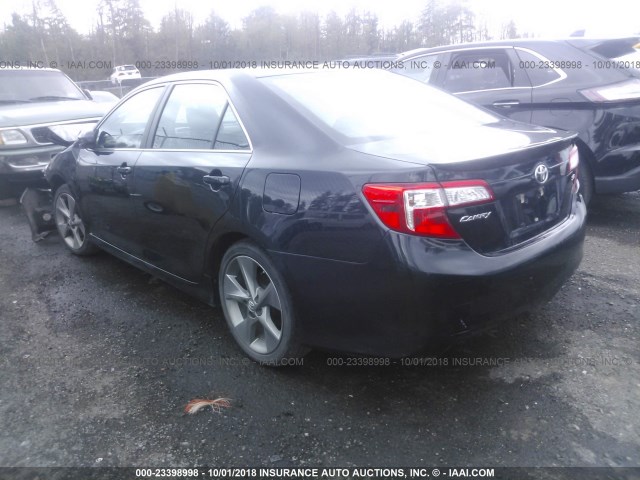 4T1BF1FK6EU764081 - 2014 TOYOTA CAMRY L/SE/LE/XLE Qara foto 3