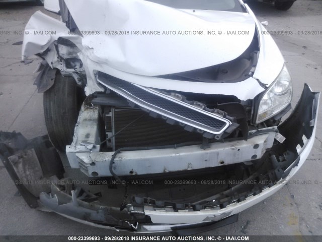 1G1ZC5EB4AF257983 - 2010 CHEVROLET MALIBU 1LT WHITE photo 6